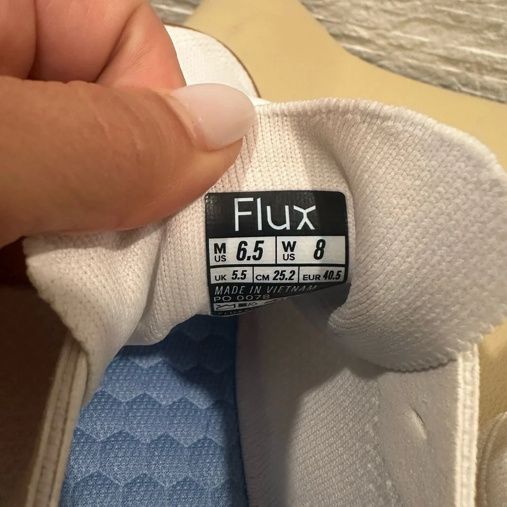 Flux 8 - Picture 4 of 4